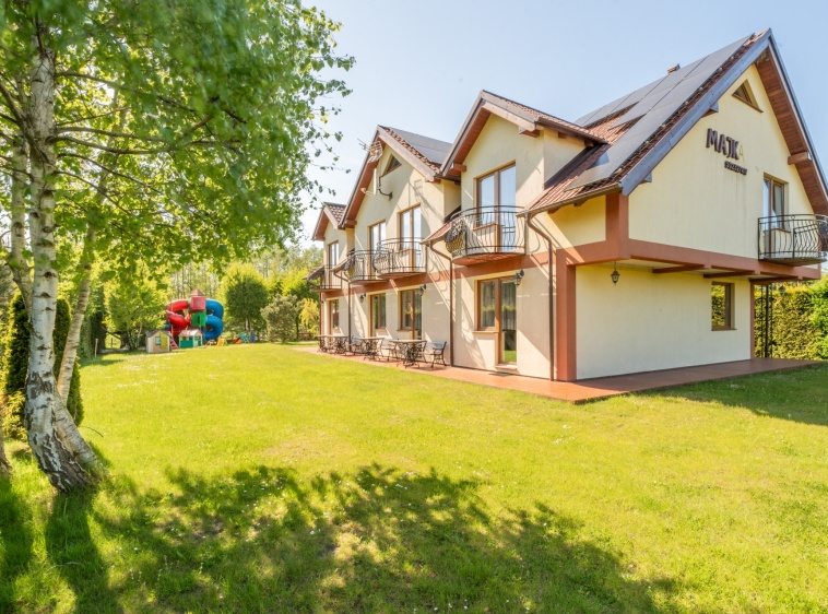 MAJKA ogr&oacute;d?v=1.0