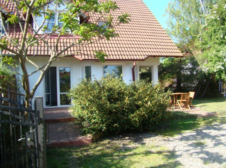 Dom ``MANDARYNKOWY`` - do wynajęcia 