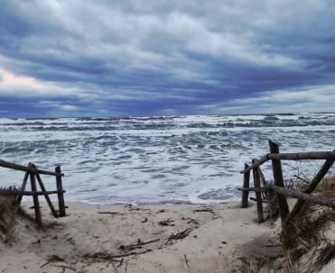 Kiedy morze zabiera plażę